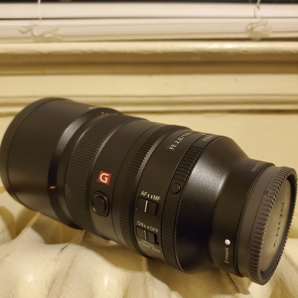 Sony 100mm STF G-MASTER Lens - Picture 2 of 4